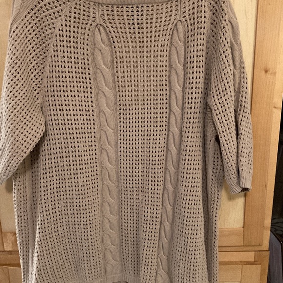 Lane Bryant pullover sweater. Size 26/28 - Picture 5 of 5